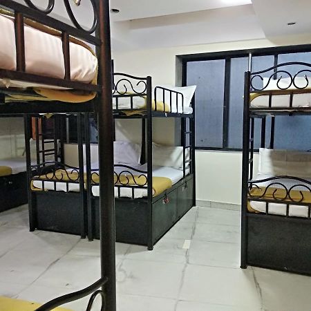 Bandra Dormitory Only For Indian Bombay Esterno foto