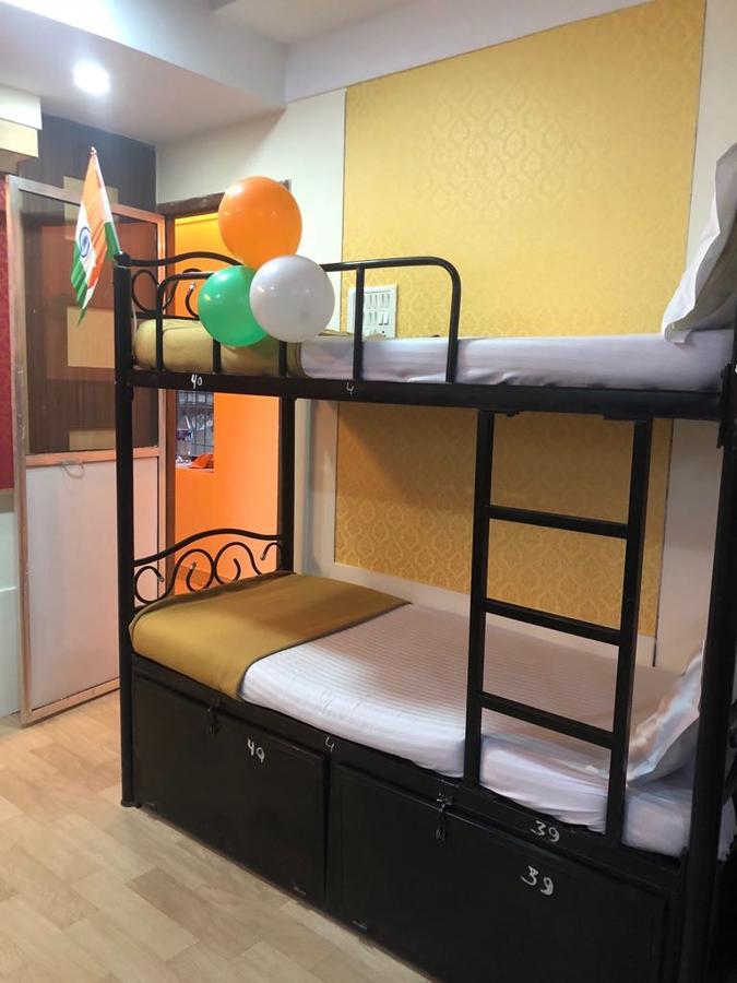 Bandra Dormitory Only For Indian Bombay Esterno foto