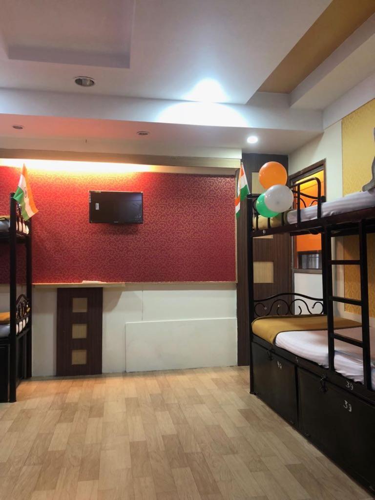 Bandra Dormitory Only For Indian Bombay Esterno foto