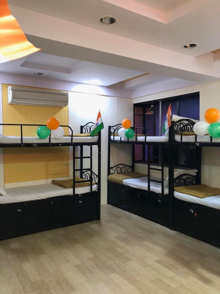 Bandra Dormitory Only For Indian Bombay Esterno foto